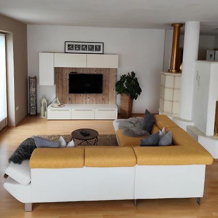 Apartment 66 - Stylisches Apartment Mit Balkon & Toplage In Brixen Екстер'єр фото